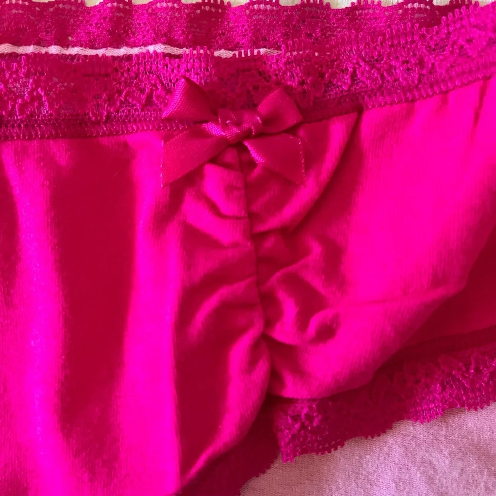 Victoria's Secret Low-Rise HipHugger Panties Bright Pink Size XL - Picture 3 of 4